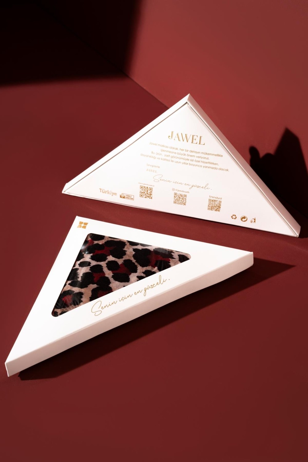 Jawel Kadın Leoparlı Soft Eşarp görsel 2
