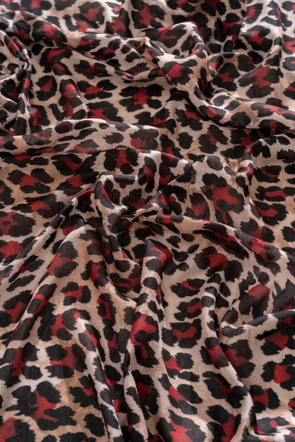 Jawel Kadın Leoparlı Soft Eşarp görsel 3