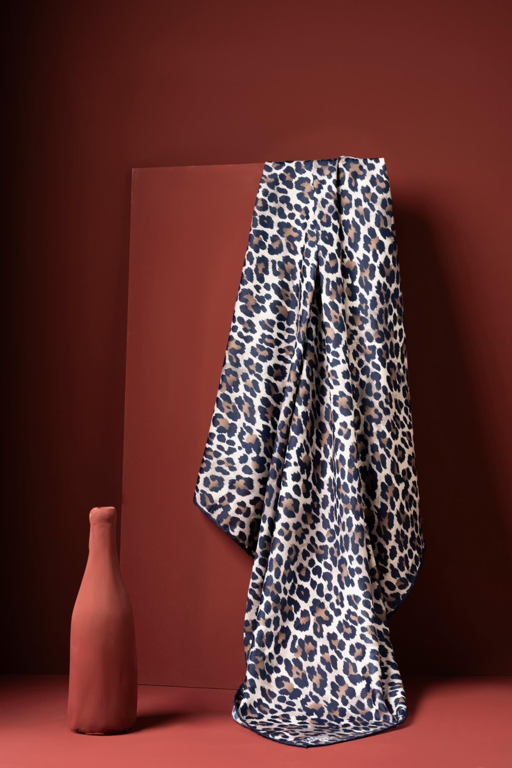 Jawel Kadın Leoparlı Soft Eşarp görsel 4