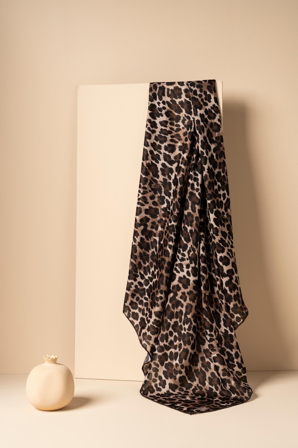 Jawel Kadın Leoparlı Soft Eşarp görsel 7