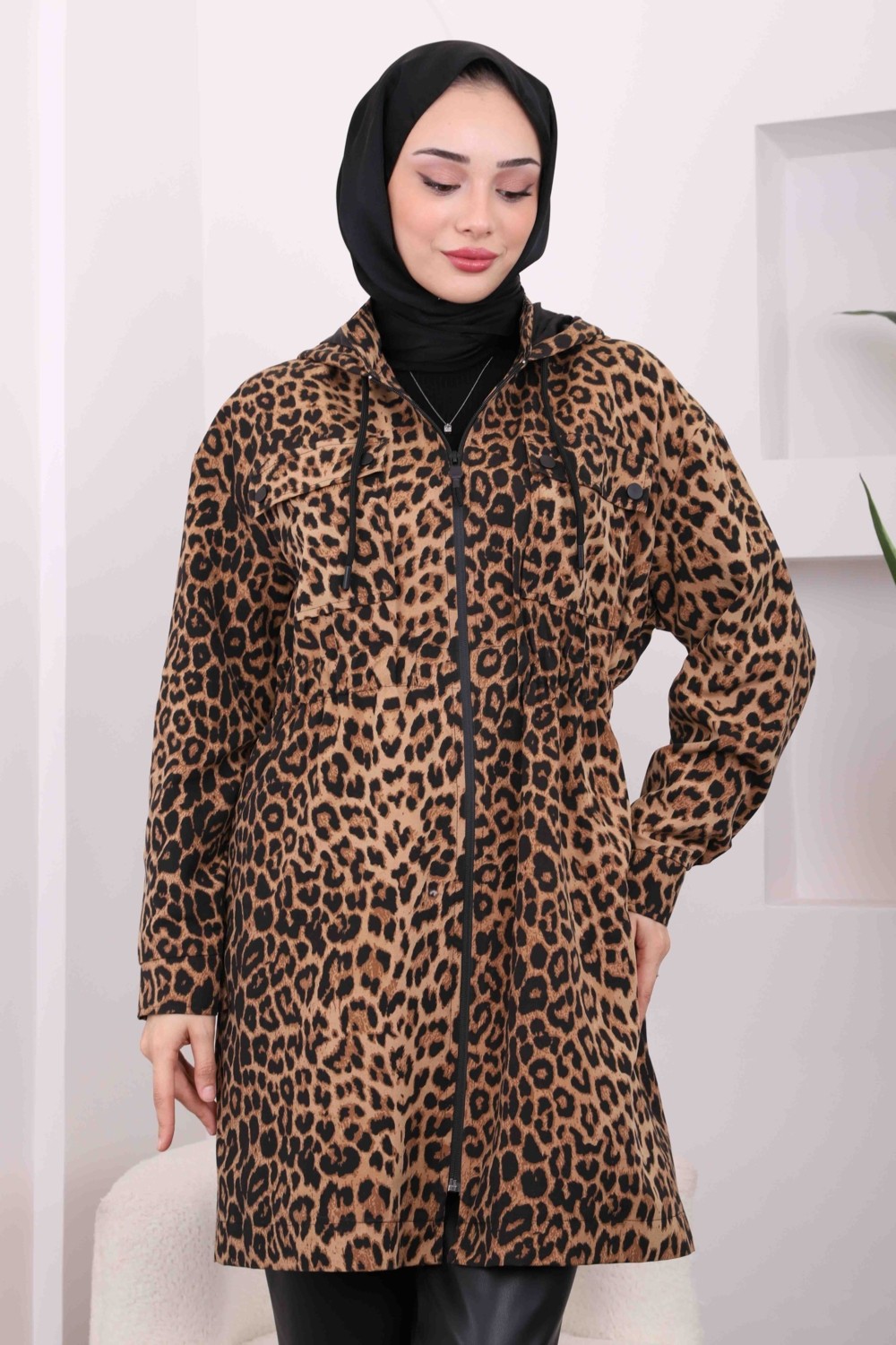 İmaj Butik Vizon Bel Büzgülü Kapüşonlu Leopar Trenç