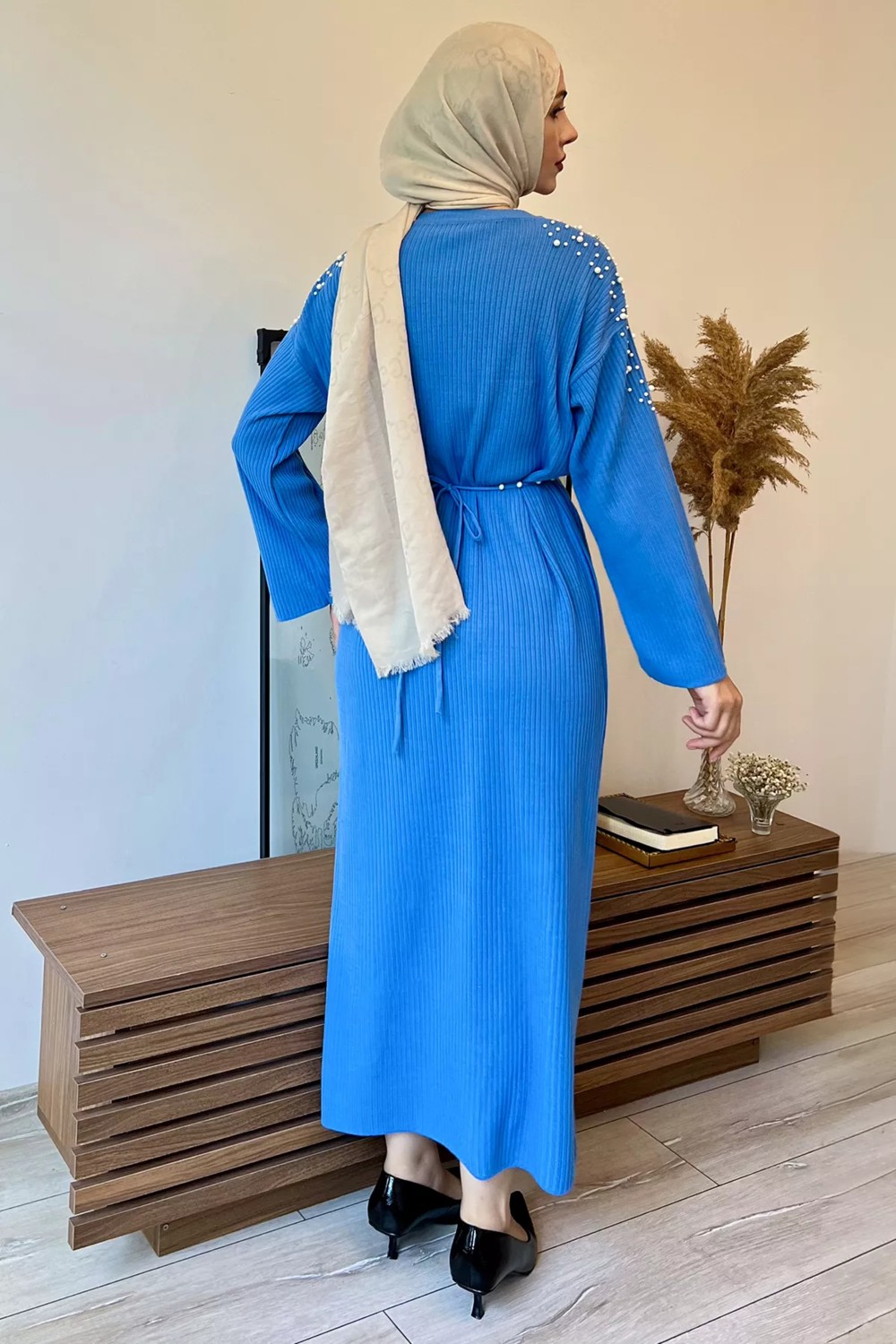 Julude Kadın Tesettür Kol Incili Taşlı Triko Elbise görsel 4