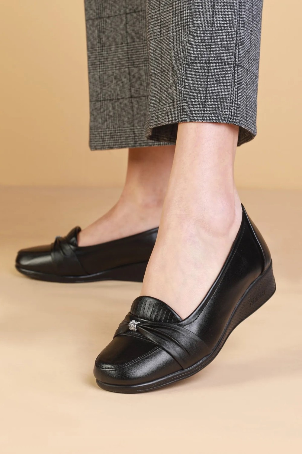 Kaof Shoes Kadın Siyah Deri Klasik Ayakkabı Ortopedik Anne Ayakkabısı Anne Babet Jelli Günlük Ayakkabı görsel 3