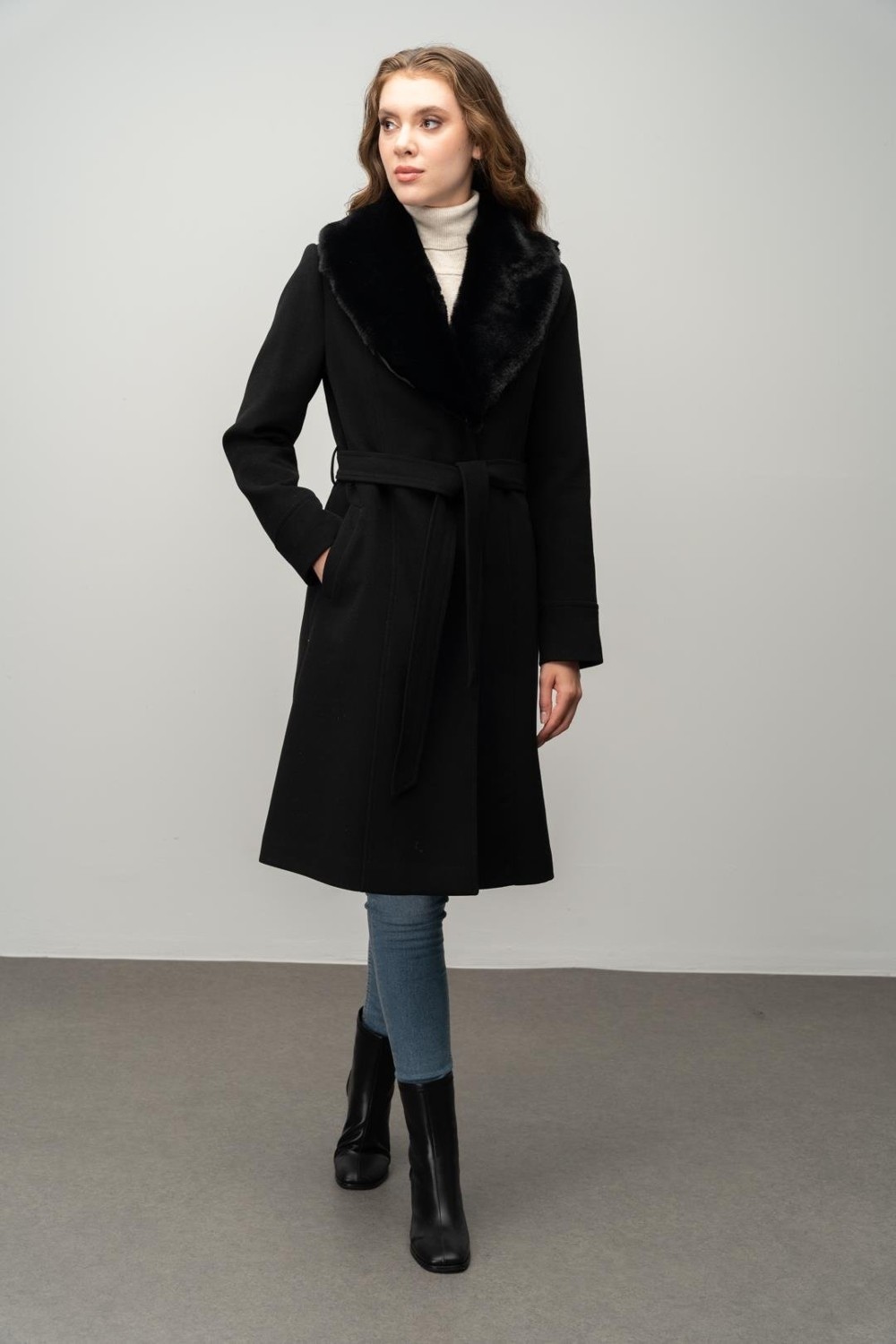Olcay SİYAH Kadın Kaban, Kürklü ve Belden Kuşaklı, Polyester Malzeme ile Casual Stil görsel 5