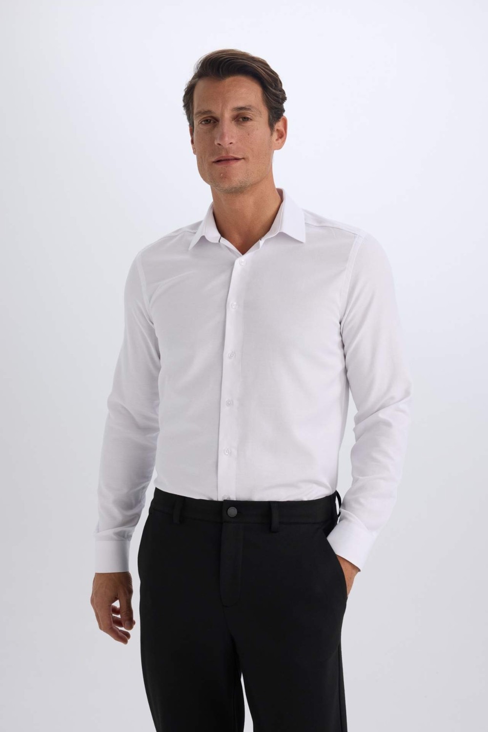 DeFacto Slim Fit Dar Kesim Polo Yaka Kolay Ütülenen Oxford Basic Düz Uzun Kollu Gömlek R4340AZ25SP