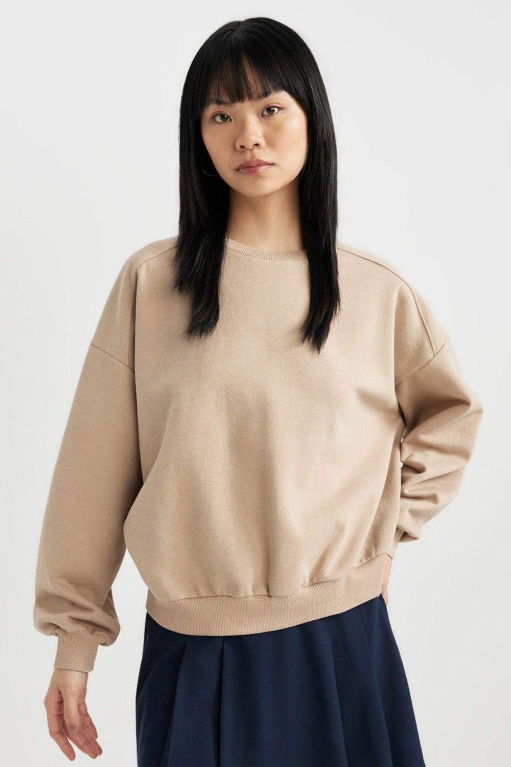DeFacto Coool Oversize Fit Bisiklet Yaka Kalın Sweatshirt A4177AX23WN