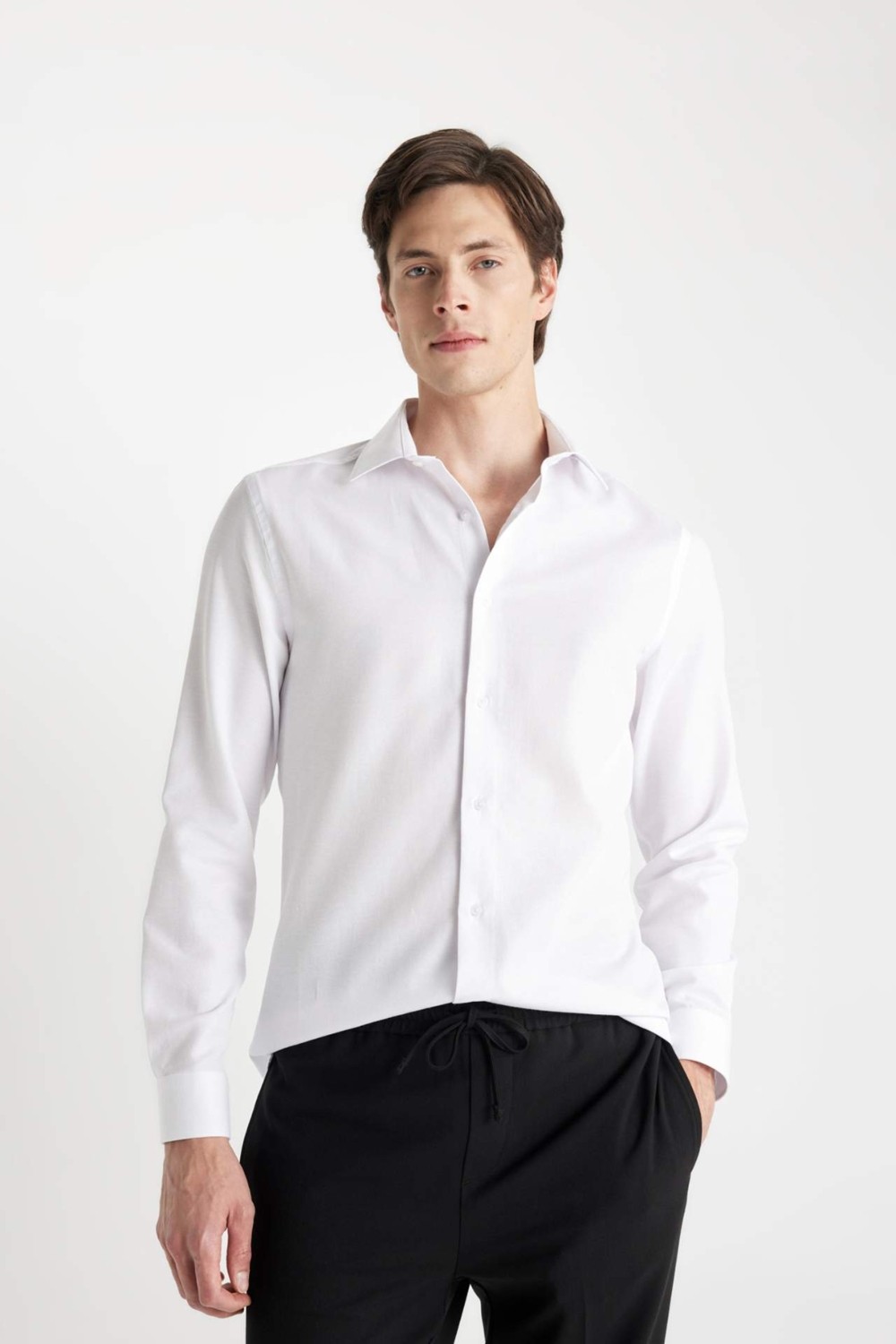 DeFacto Modern Fit Polo Yaka Poplin Uzun Kollu Gömlek R4340AZNS