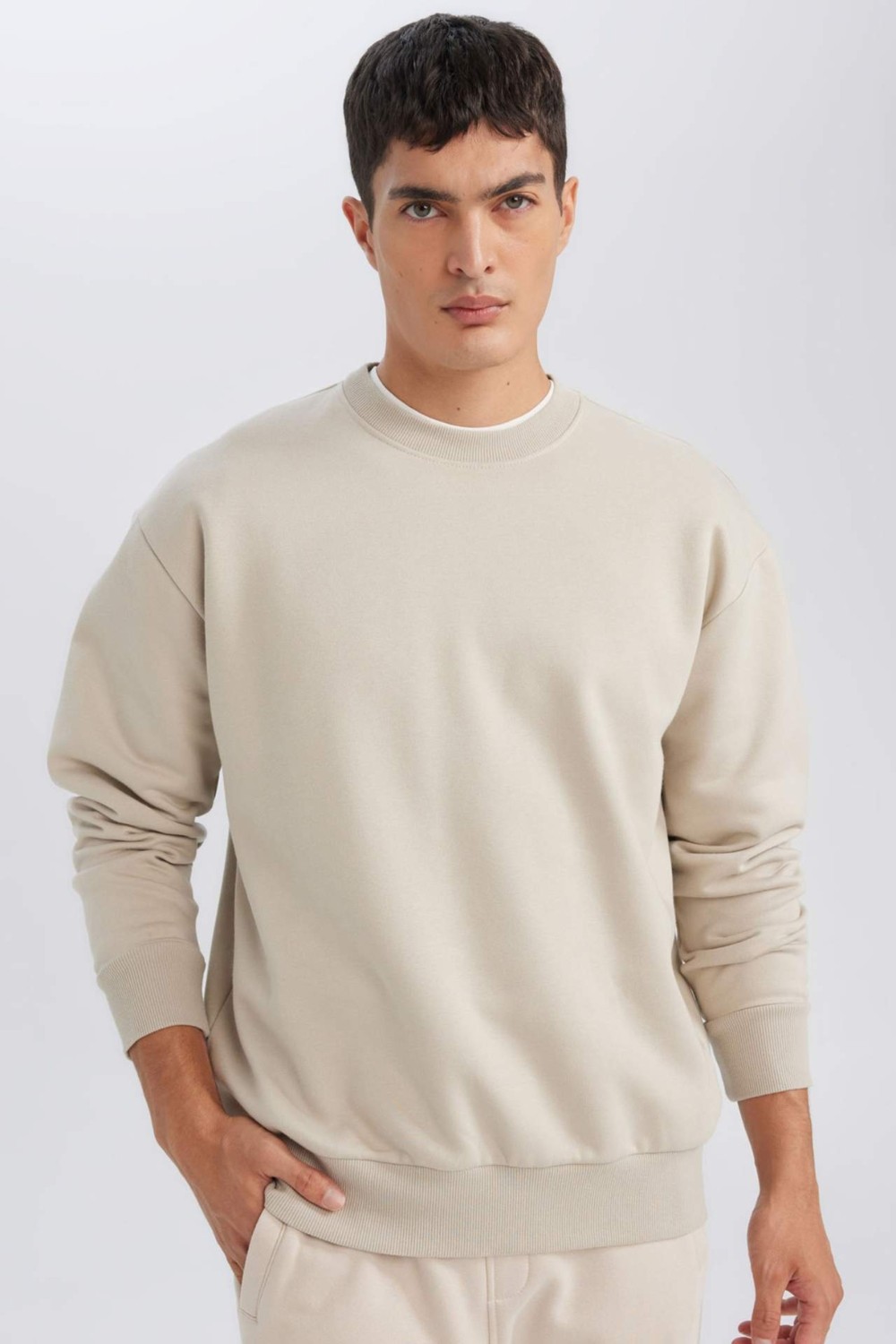 DeFacto Oversize Geniş Kalıp Bisiklet Yaka Kalın Basic Düz Sweatshirt T5139AZ24AU