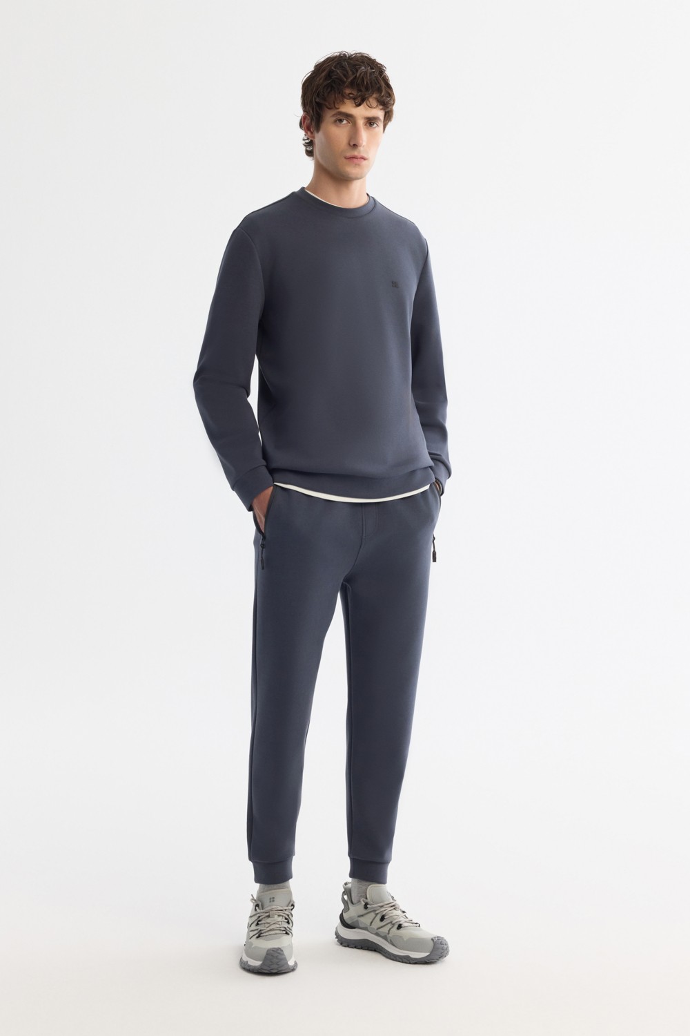 AVVA Erkek Siyah Bisiklet Yaka Esnek Yumuşak Doku İnterlok Kumaş Regular Fit Sweatshirt B001100 görsel 5