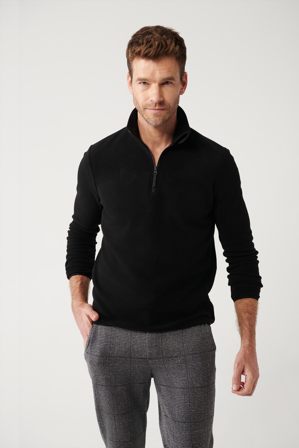 AVVA Erkek Siyah Dik Yaka Fermuarlı Soft Touch Polar Regular Fit Sweatshirt E001068 görsel 7