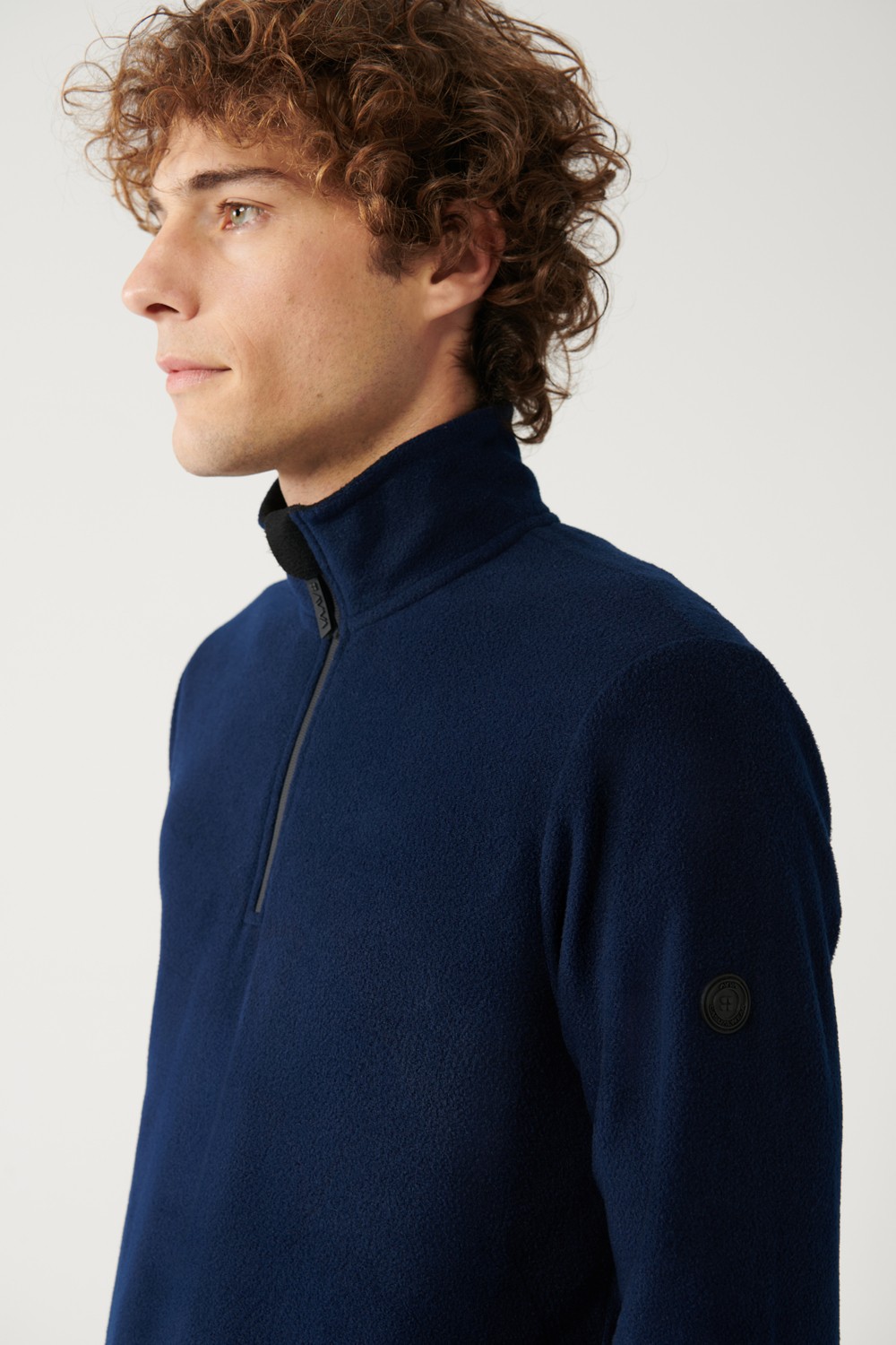 AVVA Erkek Siyah Dik Yaka Fermuarlı Soft Touch Polar Regular Fit Sweatshirt E001068 görsel 2