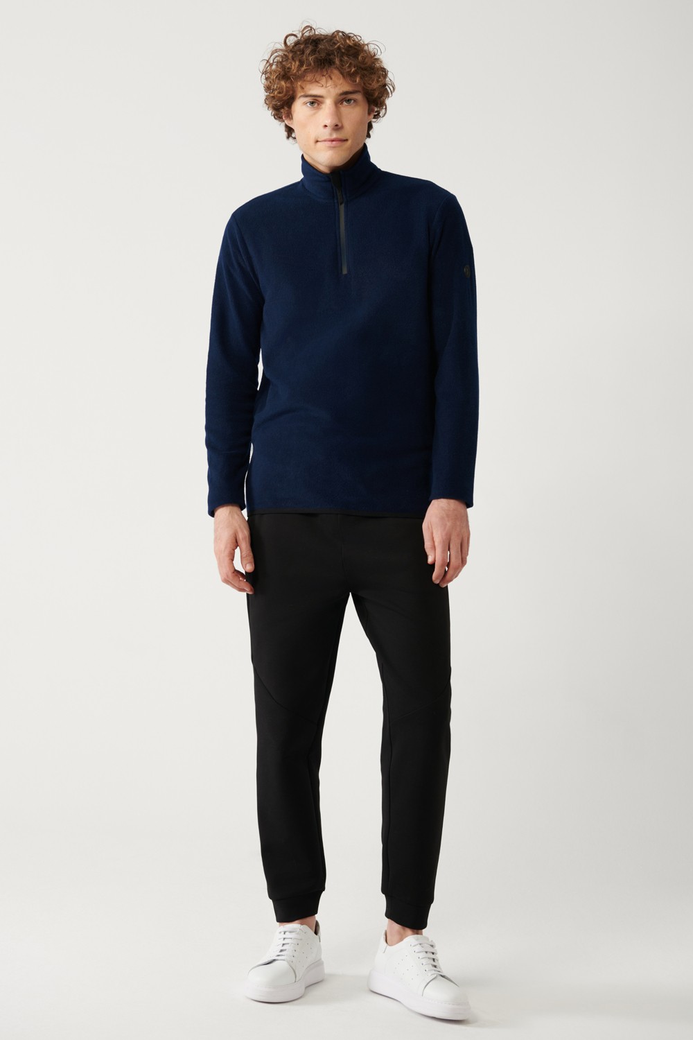 AVVA Erkek Siyah Dik Yaka Fermuarlı Soft Touch Polar Regular Fit Sweatshirt E001068 görsel 5
