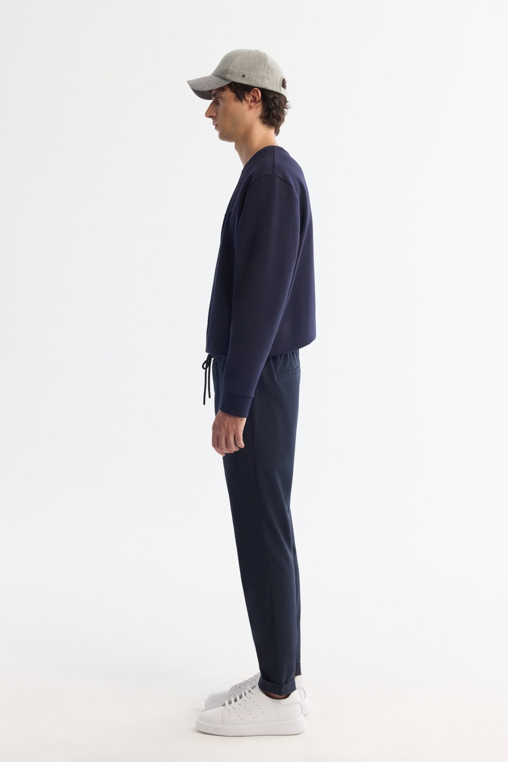 AVVA Erkek Siyah Beli Lastikli Bağcıklı Duble Paça Jogger Relaxed Fit Pantolon E003000 görsel 2