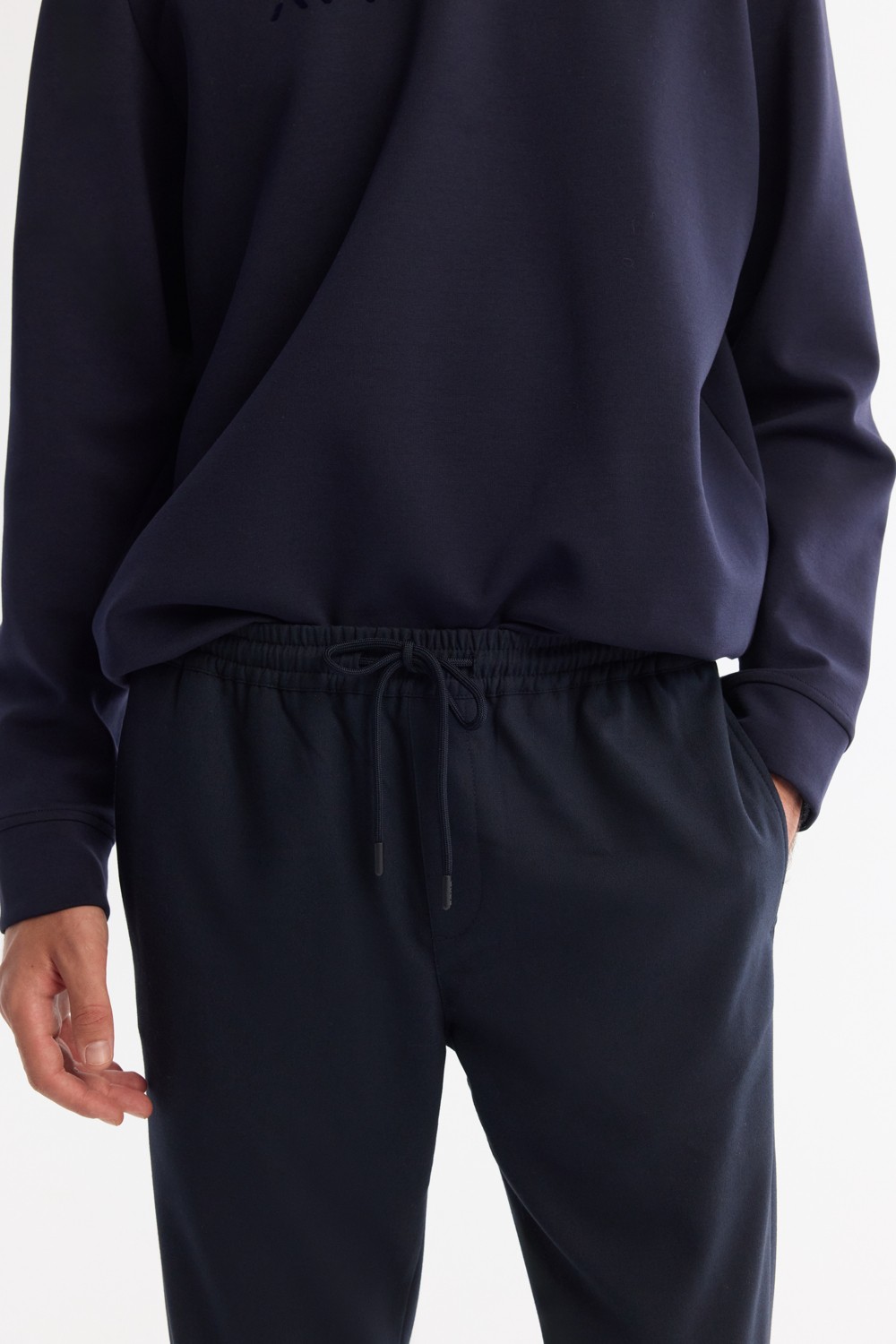 AVVA Erkek Siyah Beli Lastikli Bağcıklı Duble Paça Jogger Relaxed Fit Pantolon E003000 görsel 4