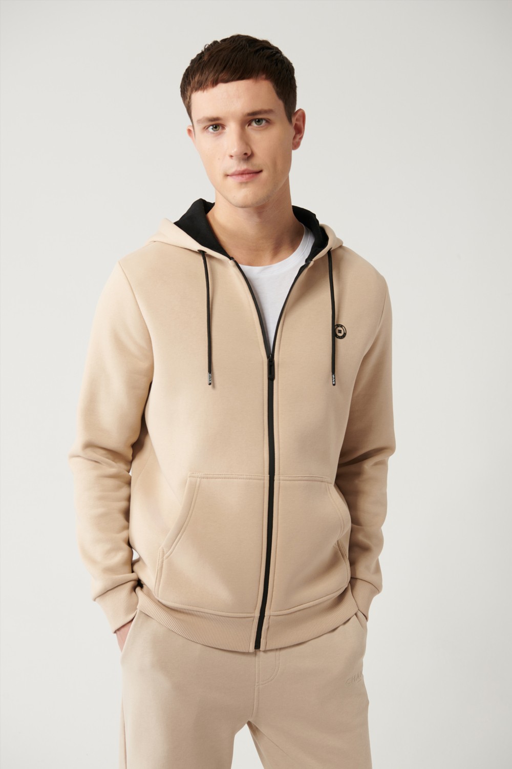 AVVA Erkek Gri Kapüşonlu 3 İplik Şardonlu Fermuarlı Regular Fit Sweatshirt E001019