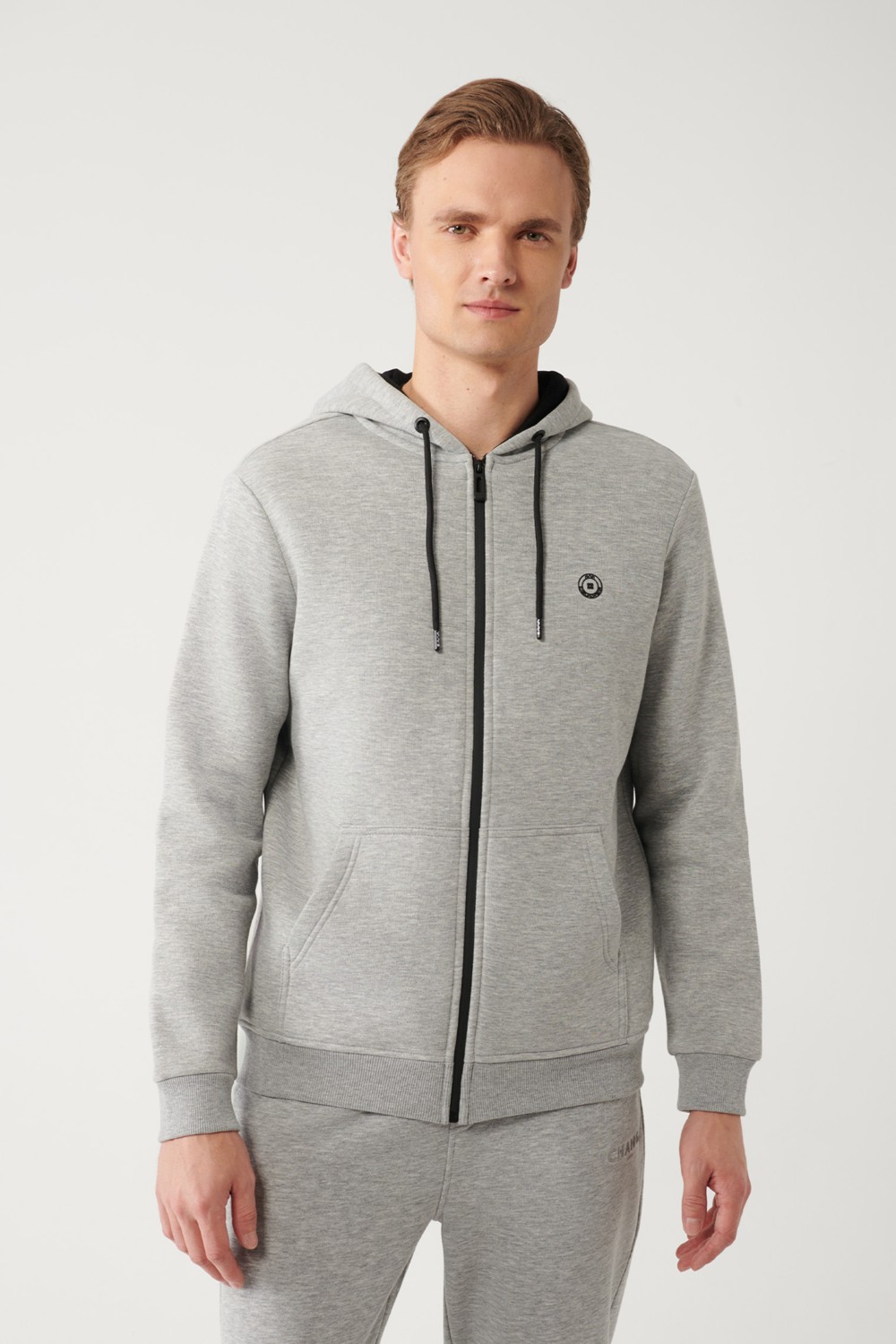 AVVA Erkek Gri Kapüşonlu 3 İplik Şardonlu Fermuarlı Regular Fit Sweatshirt E001019 görsel 3