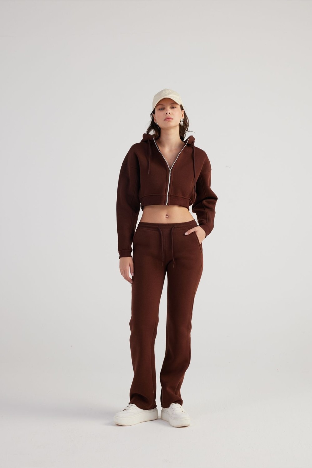 Holly Lolly Kadın Siyah Kapüşonlu Uzun Kol Fermuarlı Crop Mixed Sweat görsel 8