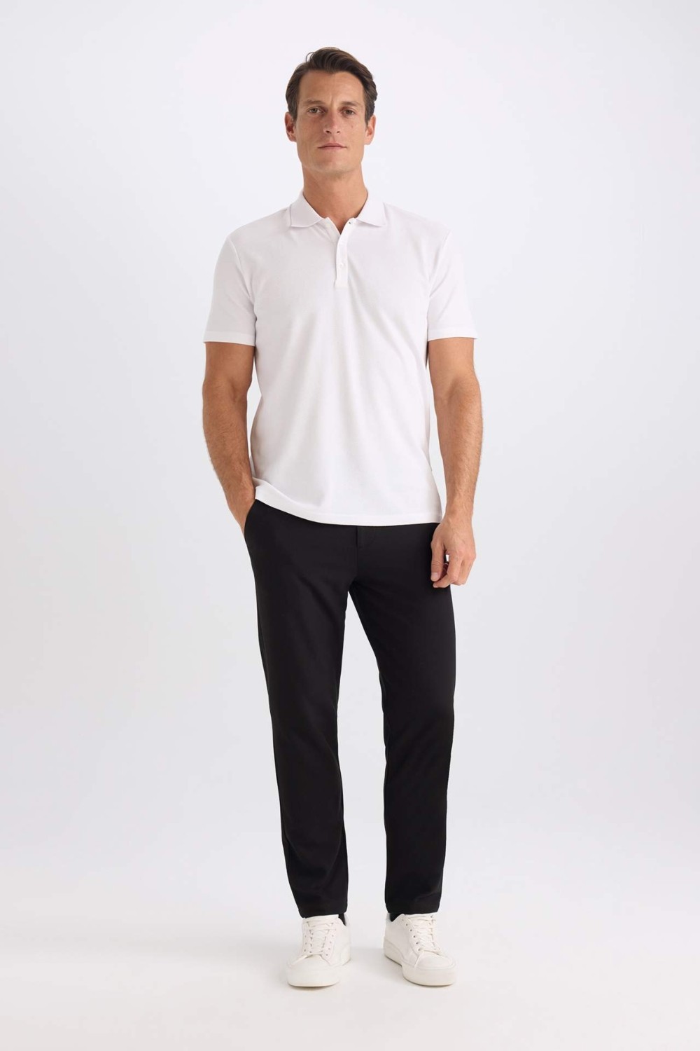 DeFacto Slim Fit Polo Yaka Kısa Kollu Pamuklu Modal Karışımlı Basic Tişört M6609AZ25SP görsel 2