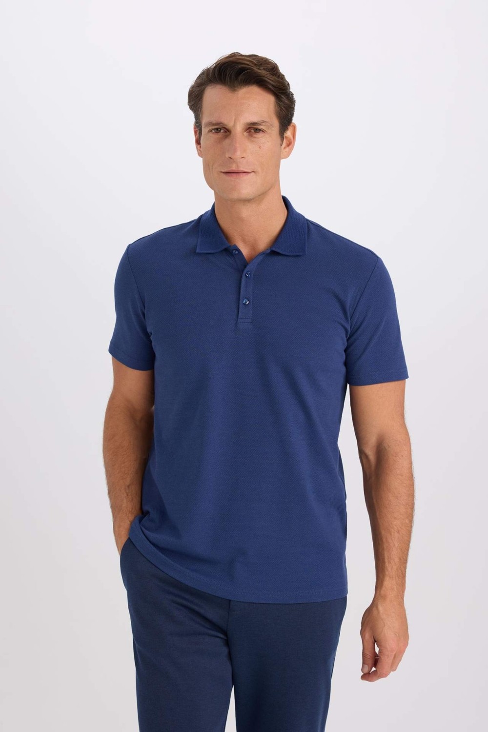 DeFacto Slim Fit Polo Yaka Kısa Kollu Pamuklu Modal Karışımlı Basic Tişört M6609AZ25SP