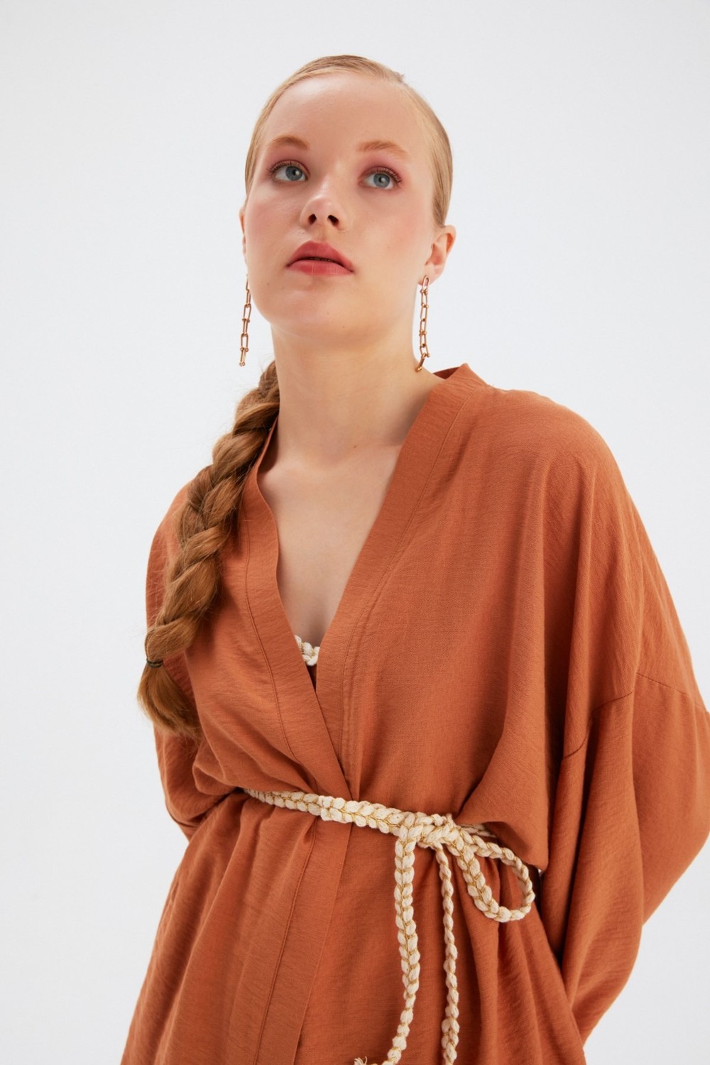Sateen Kuşak Detaylı Salaş Kimono - TABA görsel 2