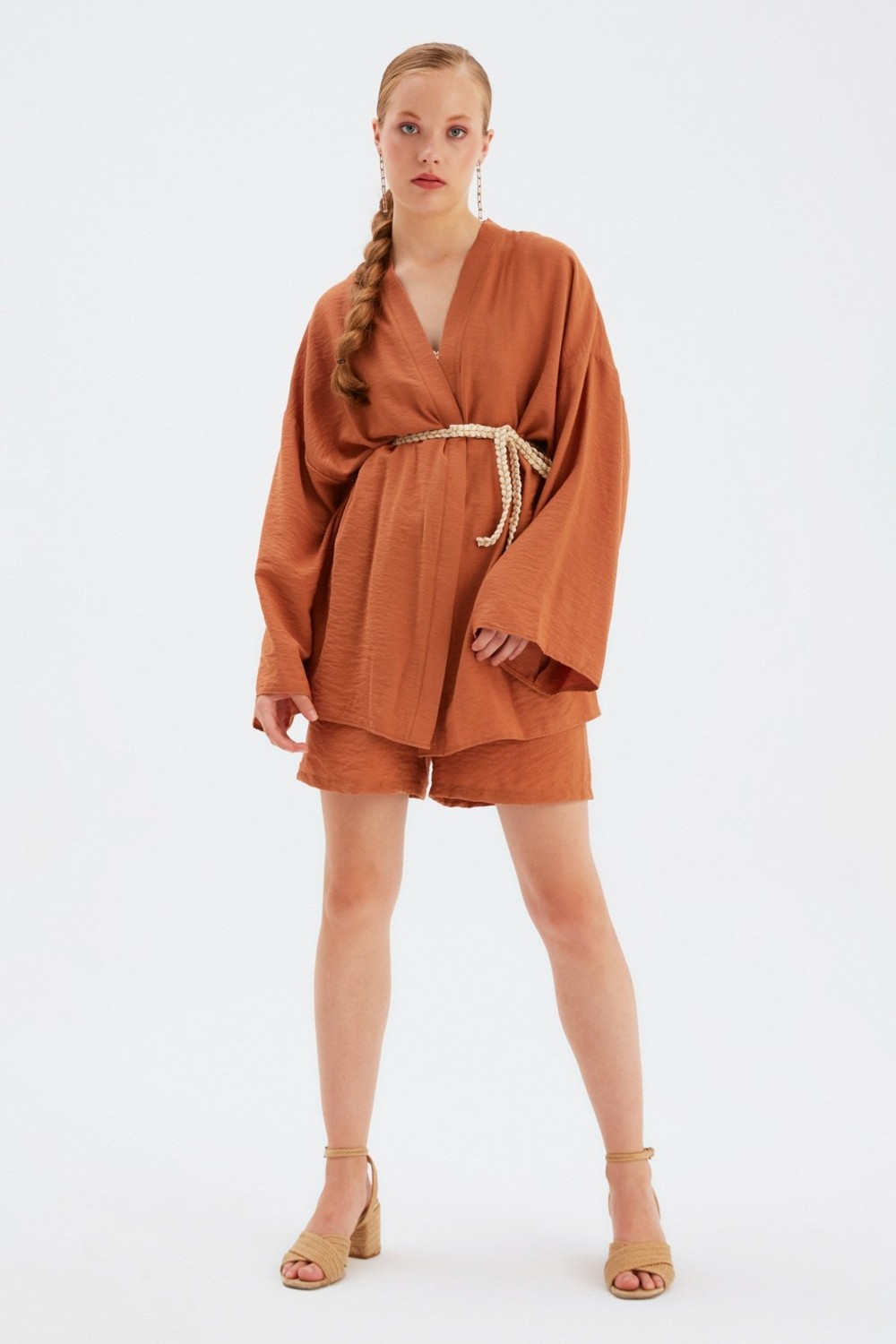 Sateen Kuşak Detaylı Salaş Kimono - TABA görsel 5