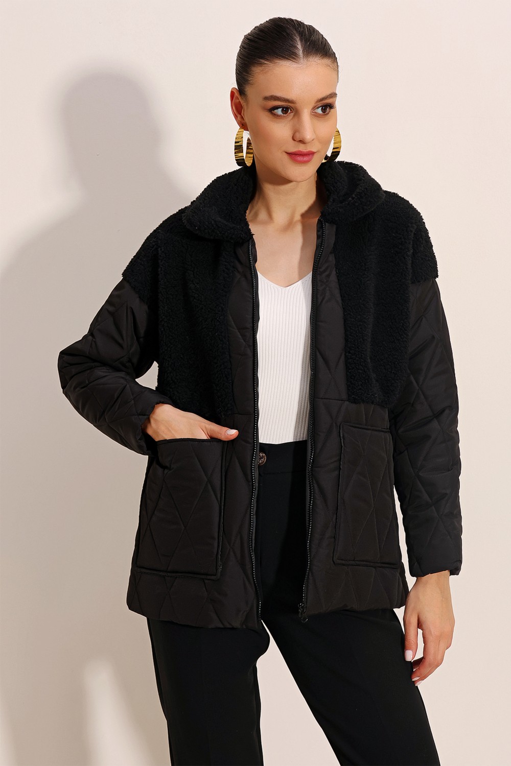 Bigdart 5182 Peluş Detaylı Oversize Şişme Mont - Siyah
