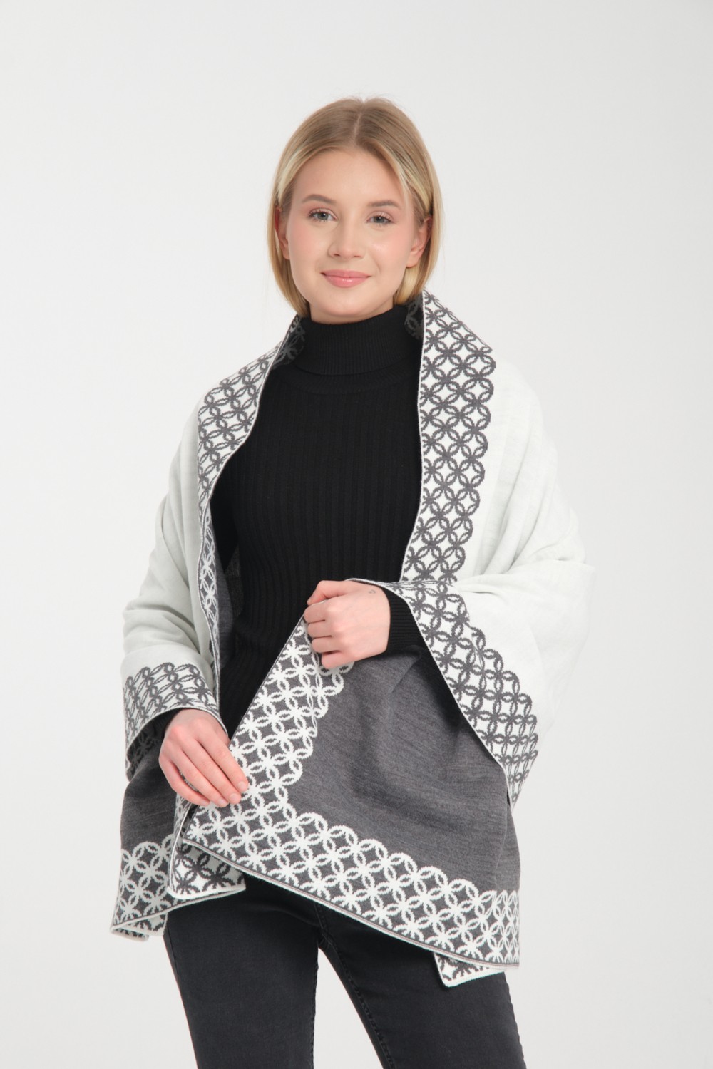 Wega Moda Çift Yönlü Halkalı Desenli Kadın Omuz Şalı Akrilik 75 x 175 cm Şık ve Rahat