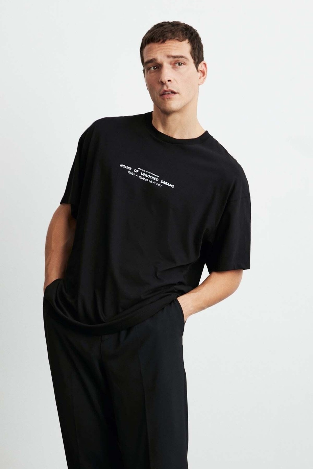 Grimelange Frank Erkek Kalın Dokulu Baskı Detaylı Oversize &100 Organik Pamuklu Siyah T-shirt görsel 2