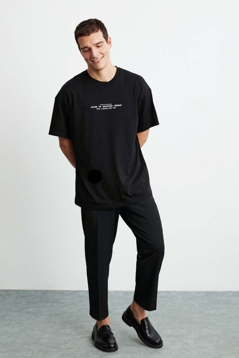 Grimelange Frank Erkek Kalın Dokulu Baskı Detaylı Oversize &100 Organik Pamuklu Siyah T-shirt görsel 4