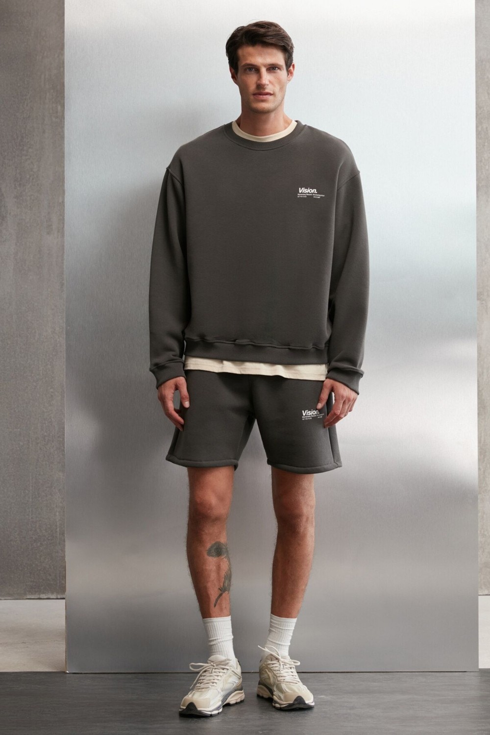 Grimelange Ernest Erkek Yumuşacık Kumaşlı Oversize Fit Yuvarlak Yakalı Baskılı Gri Sweatshirt görsel 4