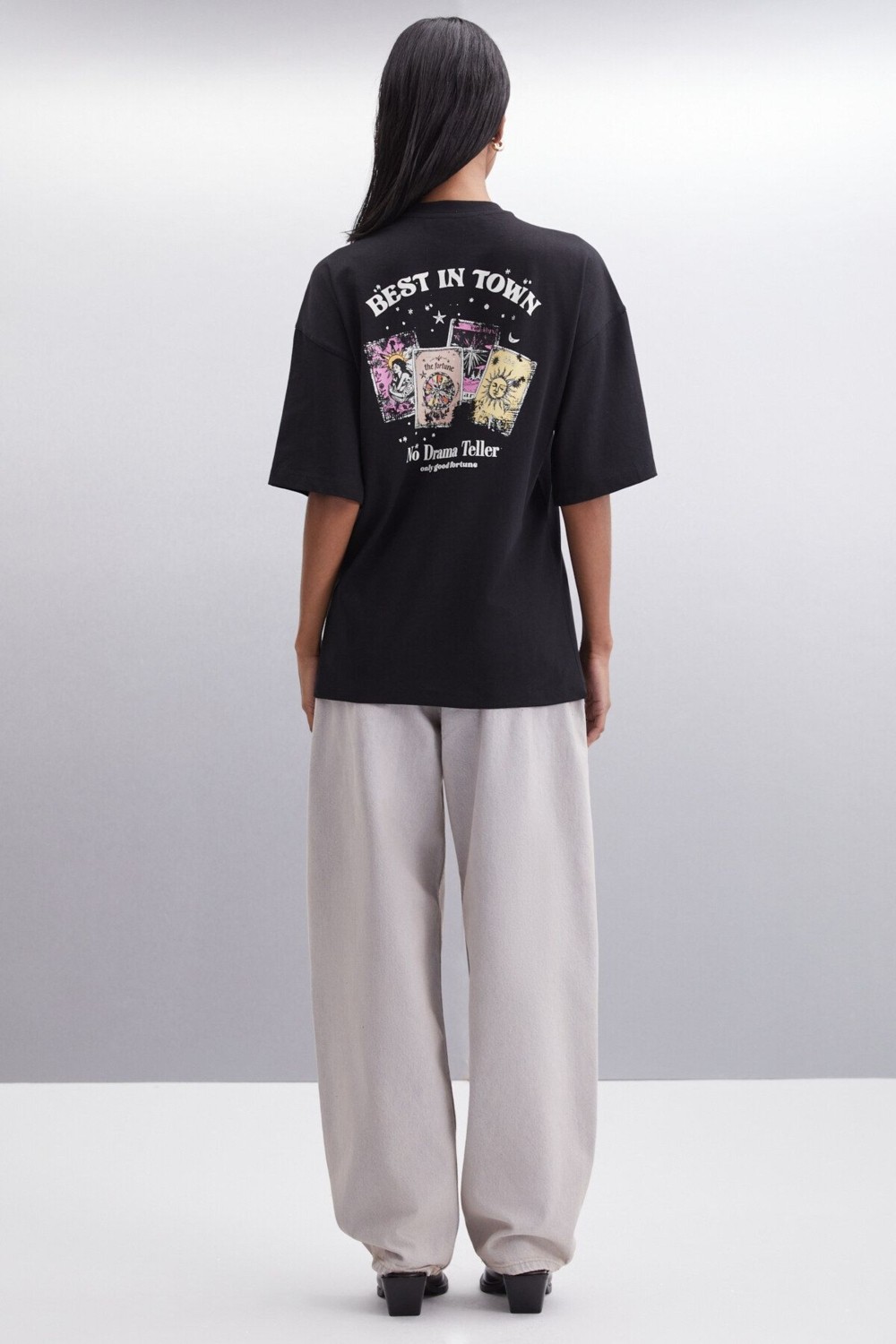 Ethiquet ENYA Kadın Baskı Detaylı Oversize Fit Bol Kesim Bisiklet Yakalı %100 Organik Pamuklu Siyah T-Shirt görsel 5