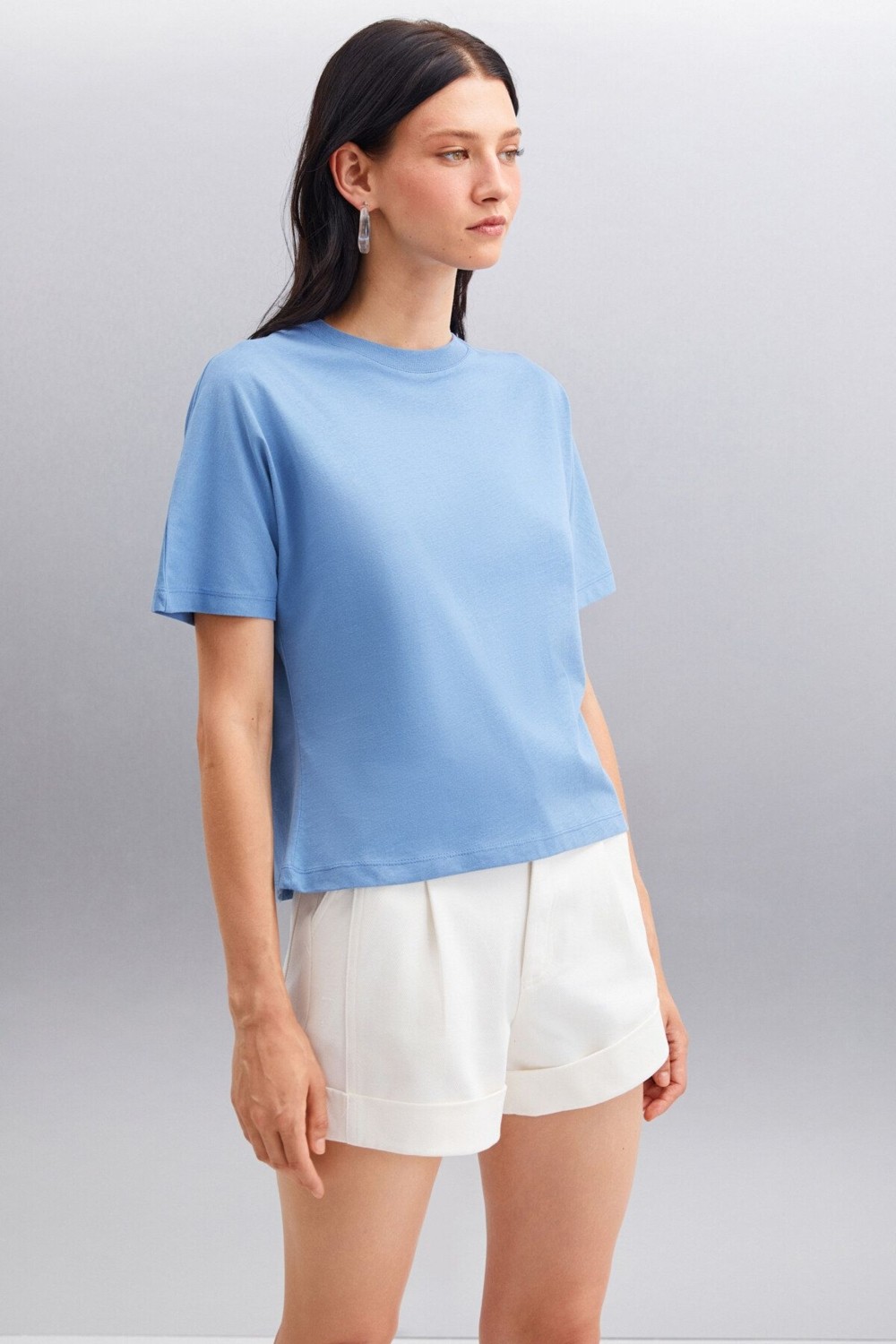 Grimelange Lottıe Kadın %100 Organik Pamuklu Regular Kalıp Bisiklet Yaka Basic Kısa Kollu Siyah T-shirt görsel 3