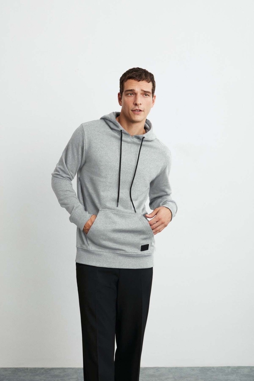 Grimelange Jorge Erkek Yumuşacık Kapüşonlu Organik Pamuk Kanguru Cepli Regular Grimelanj Sweatshirt görsel 6