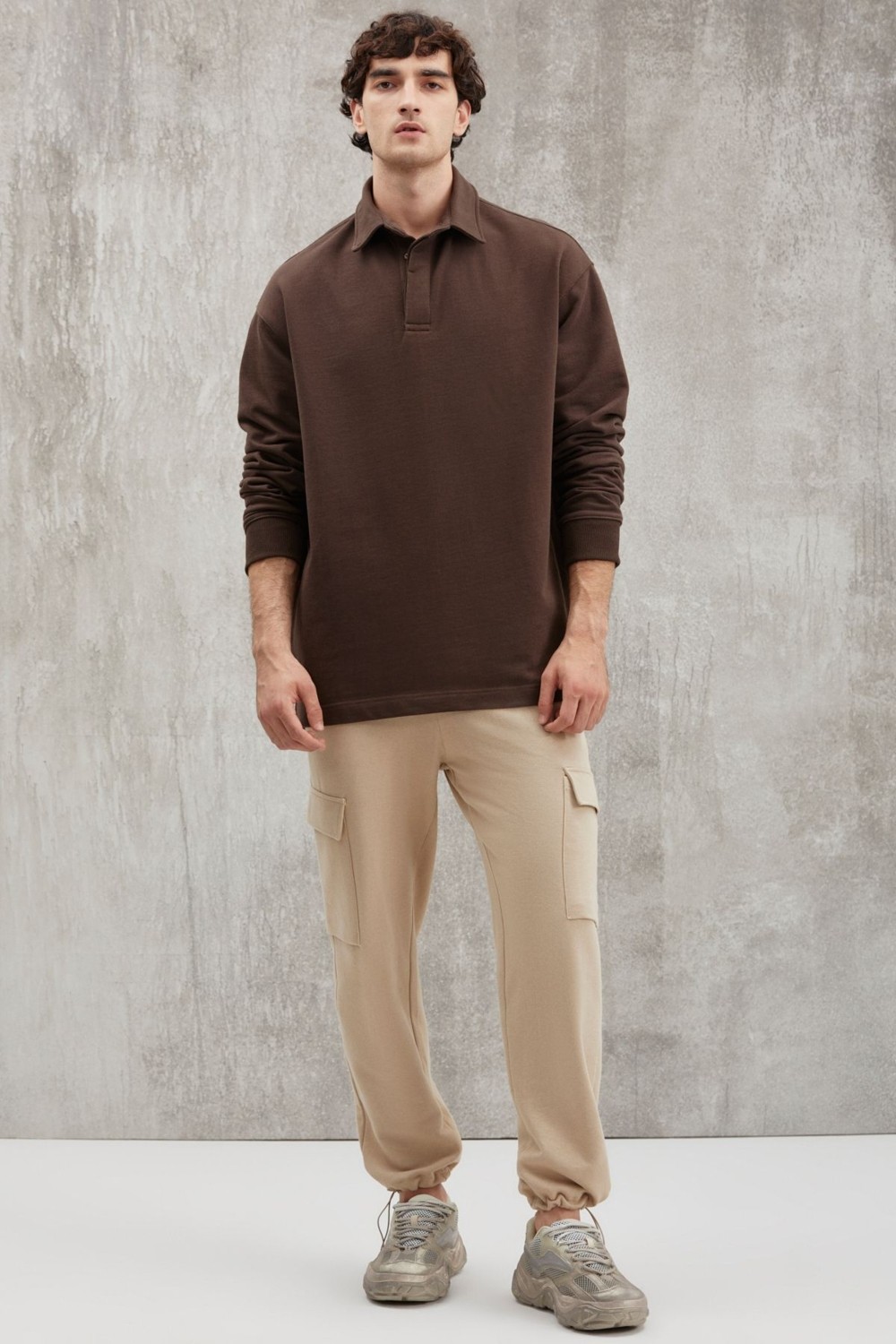 Grimelange JOHN Erkek Polo Sweat Gömlek Yakalı Arkası Uzun Yırtmaçlı Diagonel Kumaşlı Siyah Sweatshirt görsel 2