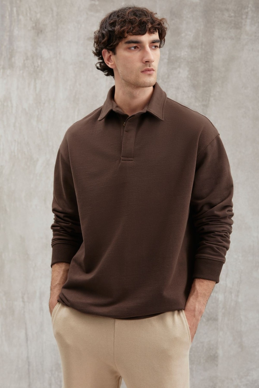 Grimelange JOHN Erkek Polo Sweat Gömlek Yakalı Arkası Uzun Yırtmaçlı Diagonel Kumaşlı Siyah Sweatshirt görsel 3