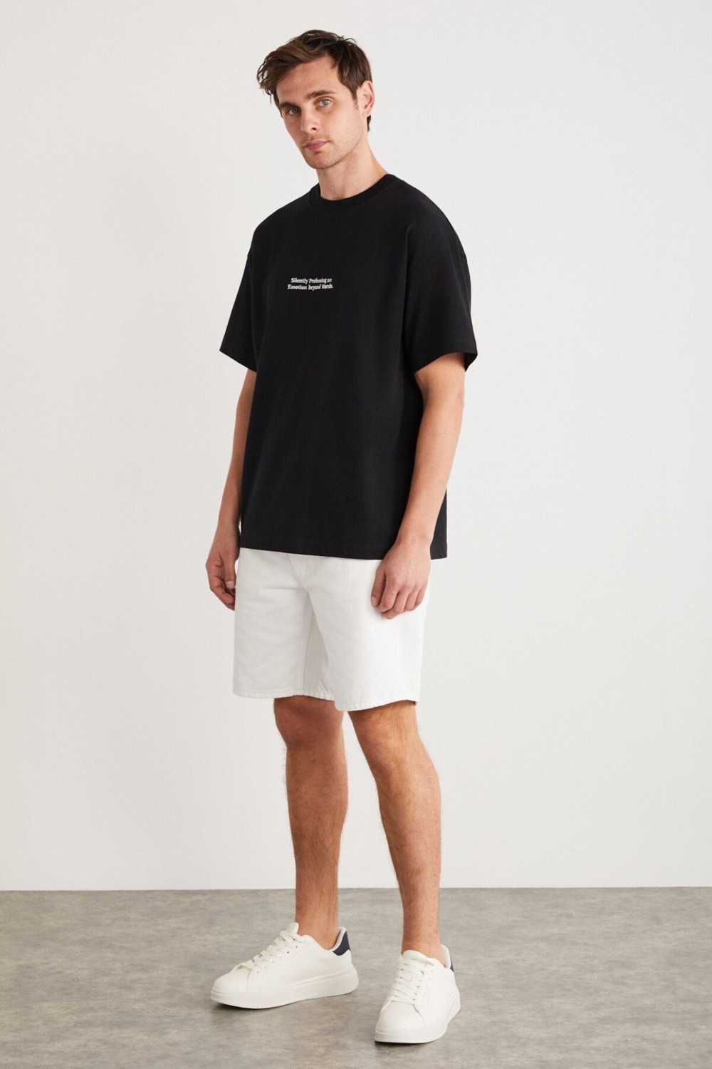 Grimelange RICO Erkek %100 Pamuklu Önü Ve Arkası Baskılı Bisiklet Yaka Kısa Kollu Oversize Siyah T-Shirt görsel 2