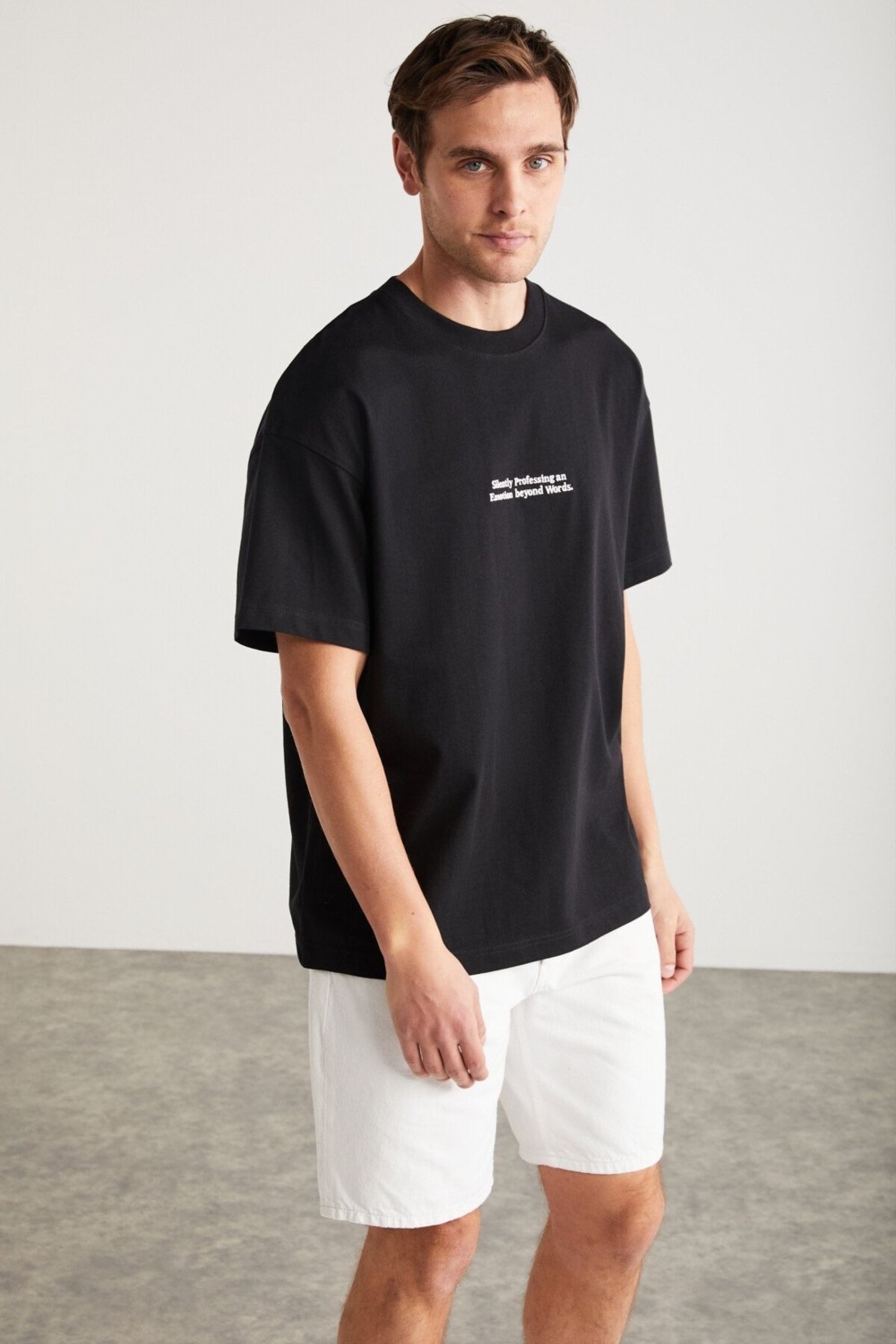 Grimelange RICO Erkek %100 Pamuklu Önü Ve Arkası Baskılı Bisiklet Yaka Kısa Kollu Oversize Siyah T-Shirt görsel 4