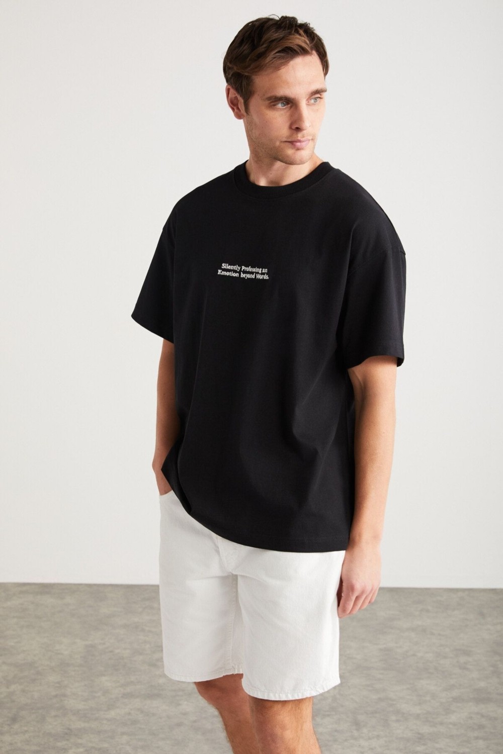 Grimelange RICO Erkek %100 Pamuklu Önü Ve Arkası Baskılı Bisiklet Yaka Kısa Kollu Oversize Siyah T-Shirt görsel 5