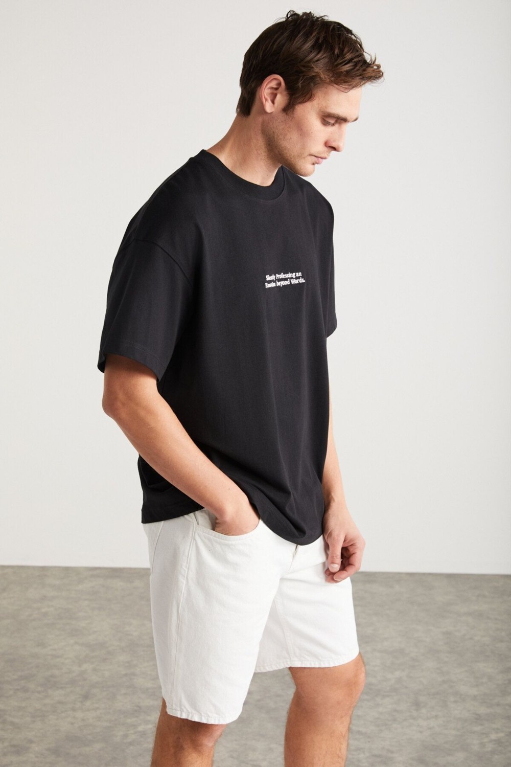 Grimelange RICO Erkek %100 Pamuklu Önü Ve Arkası Baskılı Bisiklet Yaka Kısa Kollu Oversize Siyah T-Shirt görsel 6