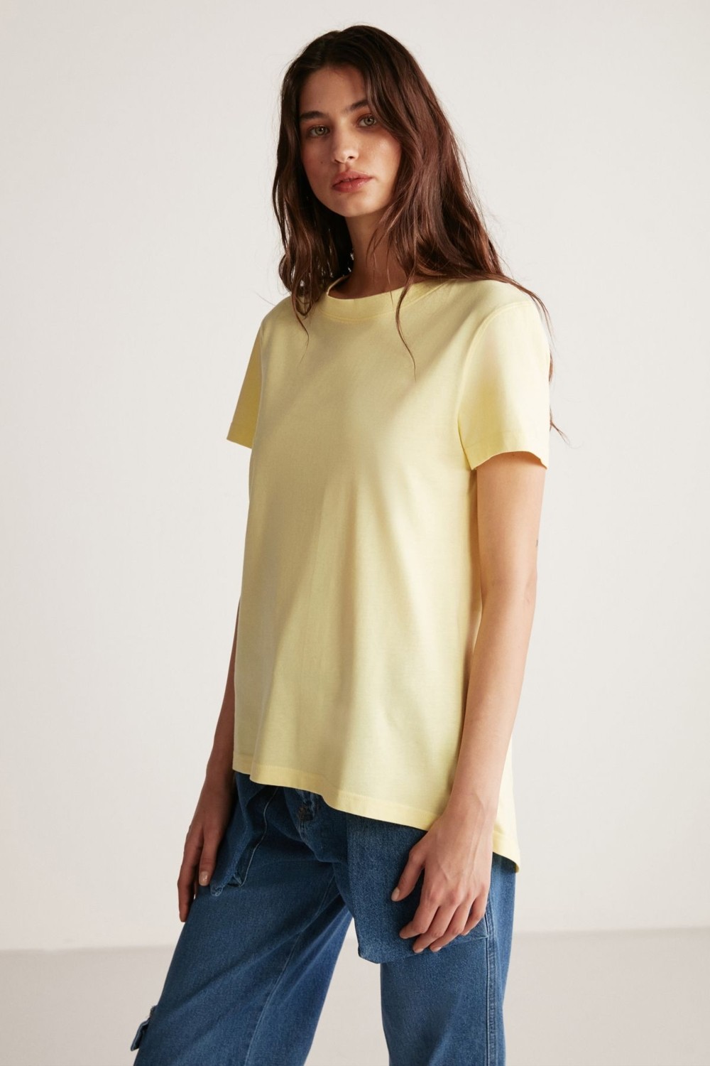 Grimelange Samantha Kadın %100 Organik Pamuklu Comfort Fit Arkası Uzun Basic Örme Beyaz T-shirt