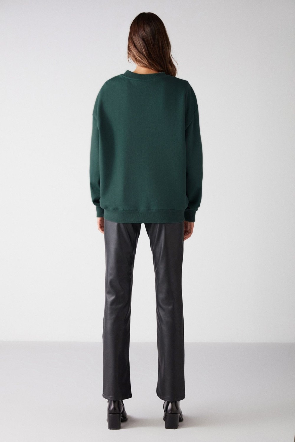 Grimelange Vaneltına Kadın Içi Polarlı 3 Iplik Organik Pamuk Oversize Basic Bisiklet Yaka Siyah Sweatshirt görsel 4