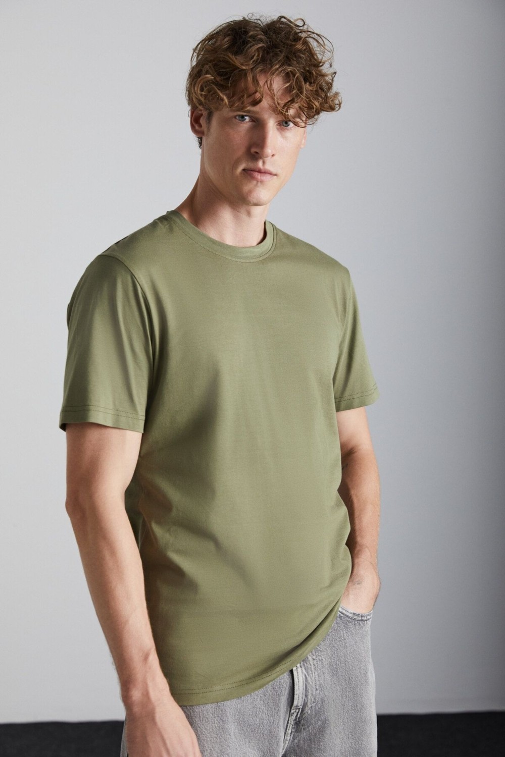 Grimelange Solo Erkek %100 Organik Pamuklu Kalın Dokulu Comfort Fit Bisiklet Yakalı Siyah T-shirt görsel 8