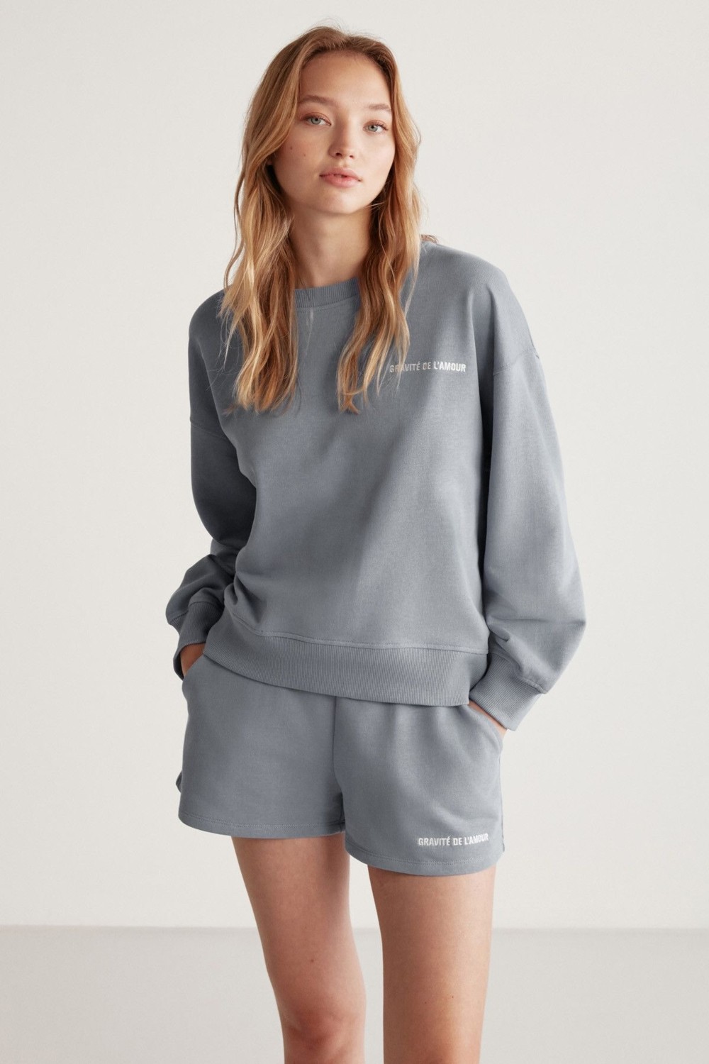 Grimelange Jennıfer Kadın Organik Pamuklu Nakışlı Yuvarlak Yakalı Oversize Kırmızı Sweatshirt görsel 3