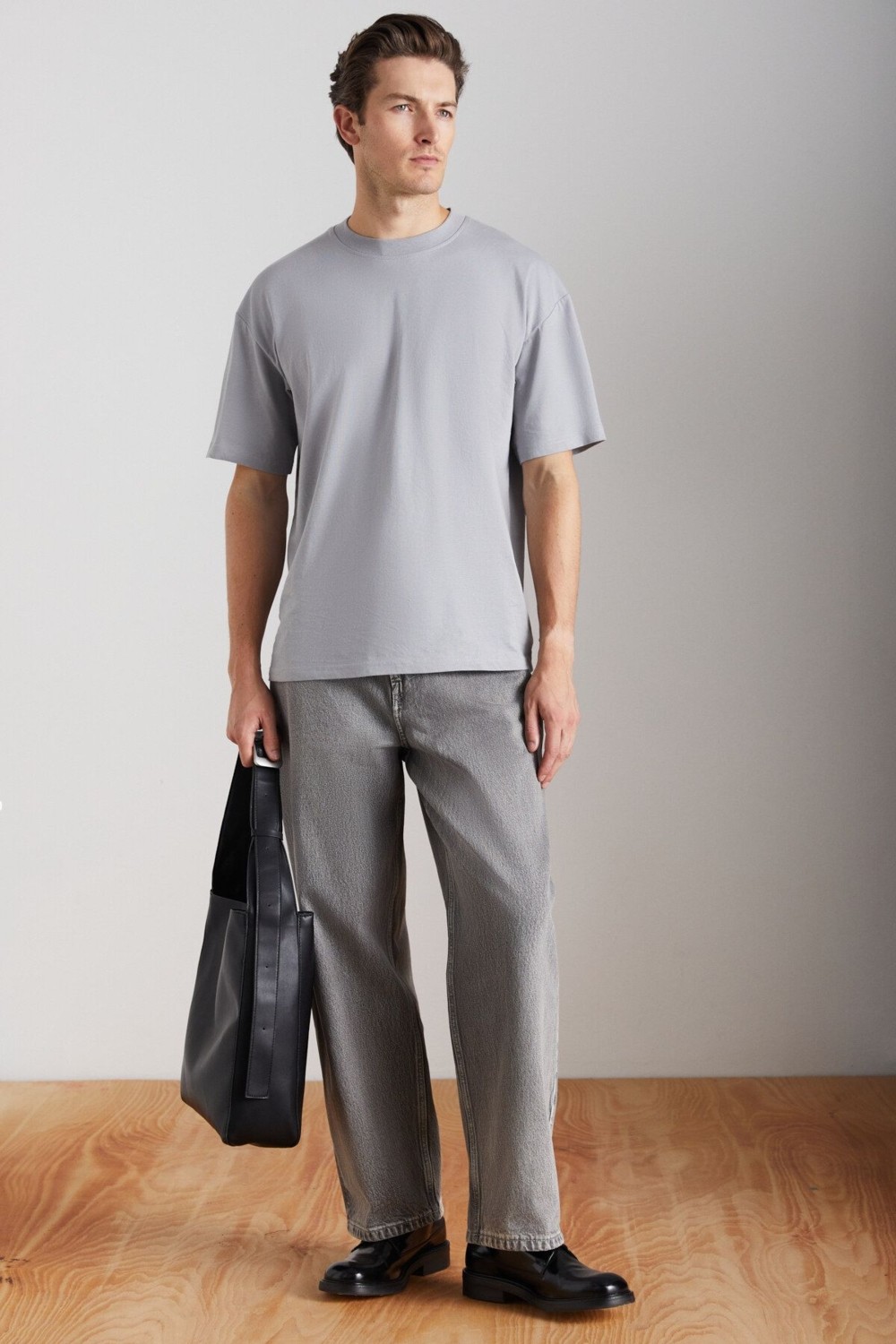 Grimelange Jett Erkek Oversize Fit %100 Organik Pamuk Kalın Dokulu Bisiklet Yakalı Beyaz T-shirt görsel 2
