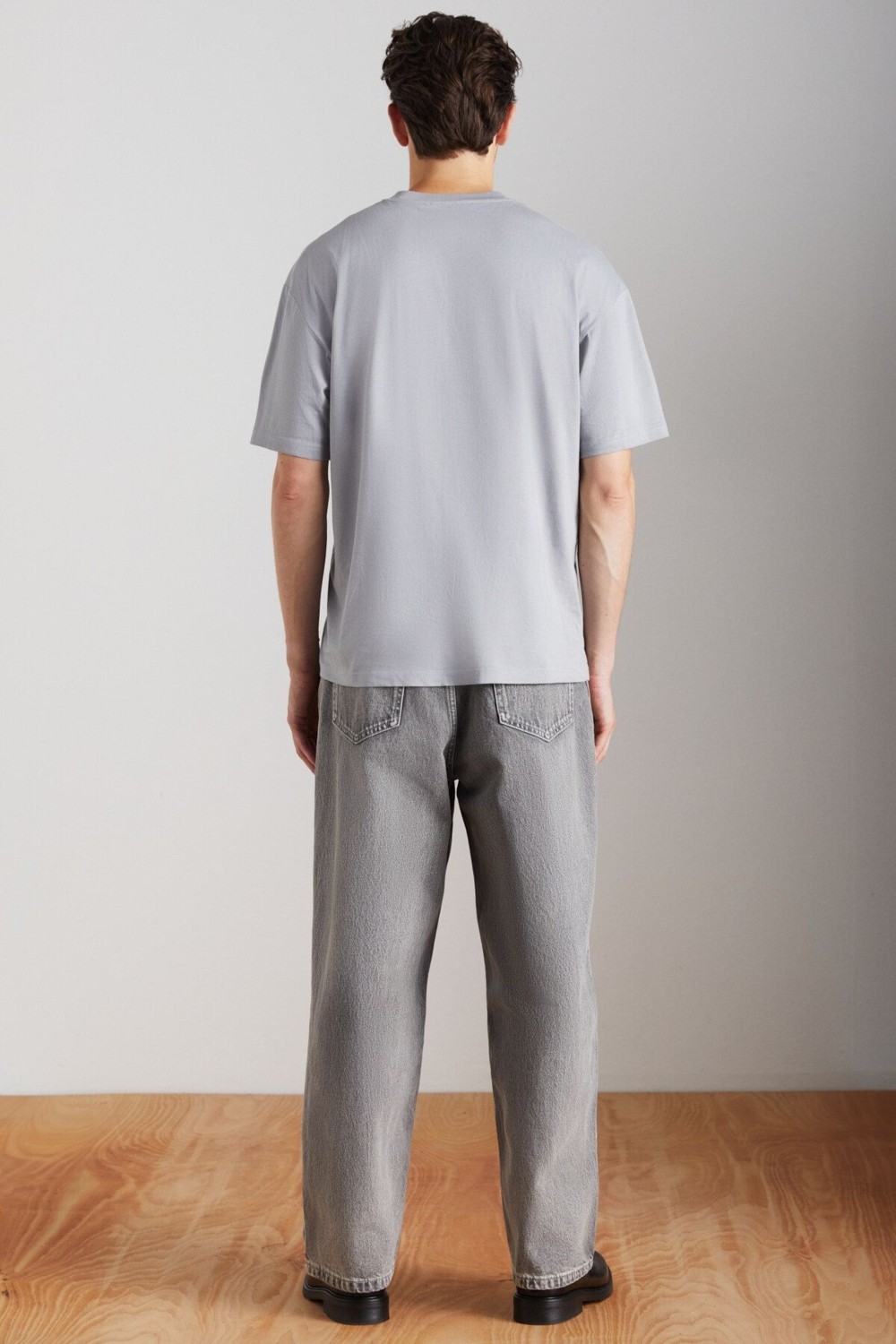 Grimelange Jett Erkek Oversize Fit %100 Organik Pamuk Kalın Dokulu Bisiklet Yakalı Beyaz T-shirt görsel 5