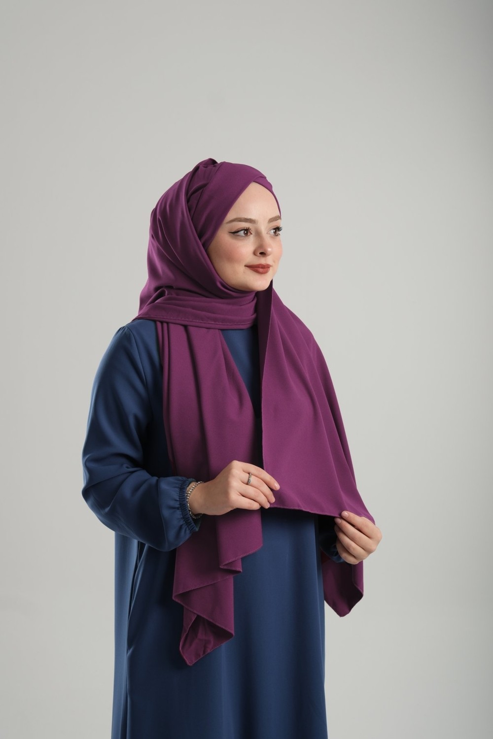 Hürrem Bone Saks Mavisi Pratik Hazır Geçmeli Bone Şal Krep Mevsimlik Tek Bantlı 1453K_24 görsel 5