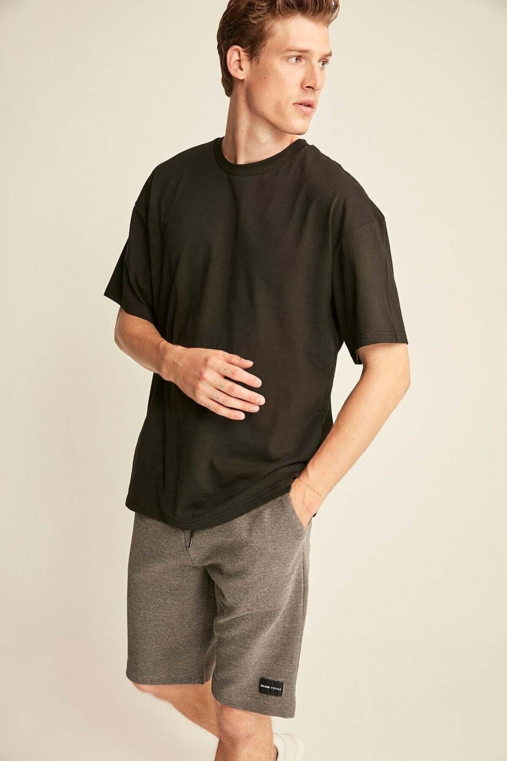 Grimelange Jett Erkek Oversize Fit %100 Organik Pamuk Kalın Dokulu Bisiklet Yakalı Beyaz T-shirt