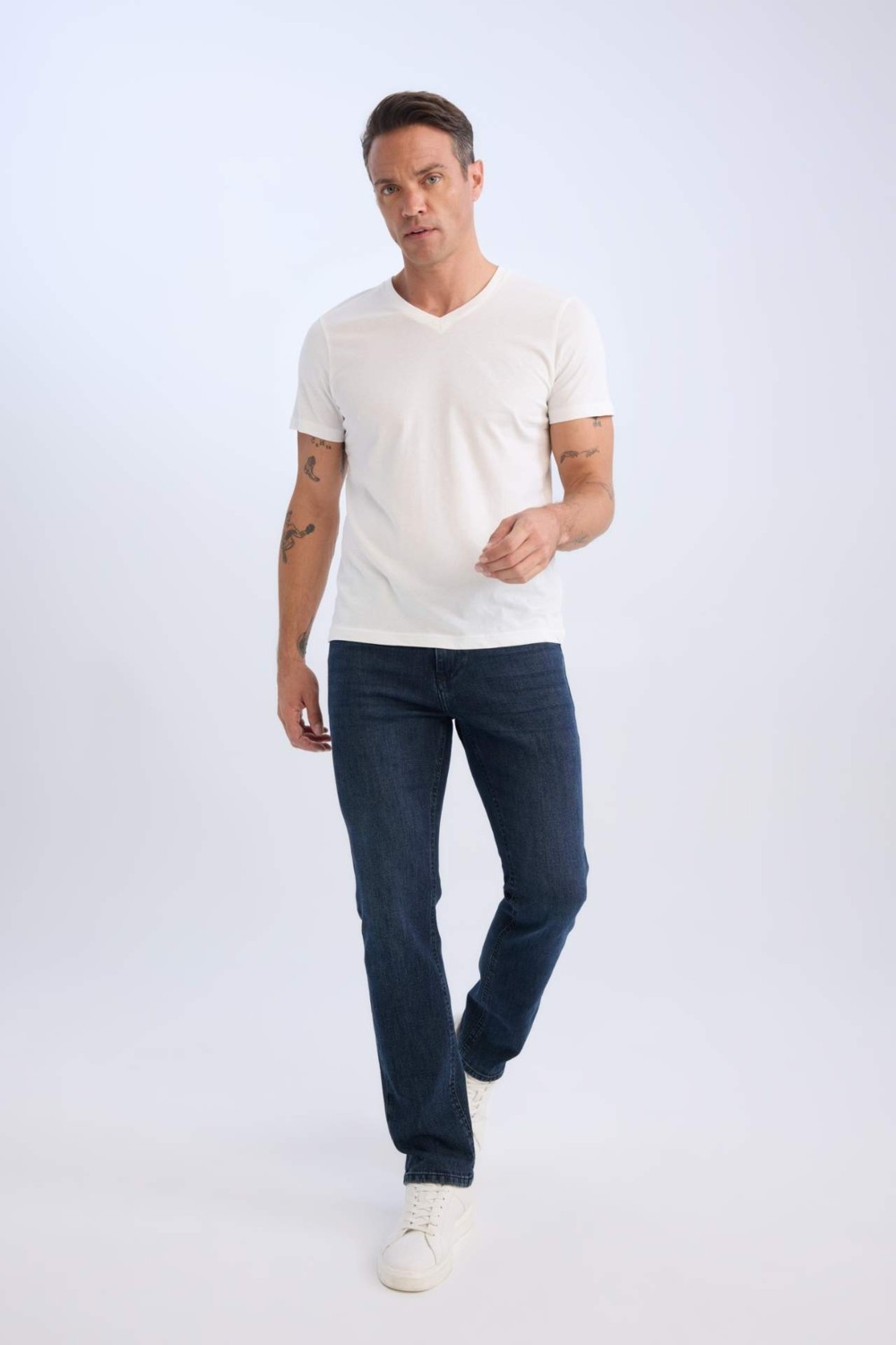 DeFacto %100 Pamuk New Regular Fit Esnek Kumaş Basic Tişört D7938AX25SP görsel 2