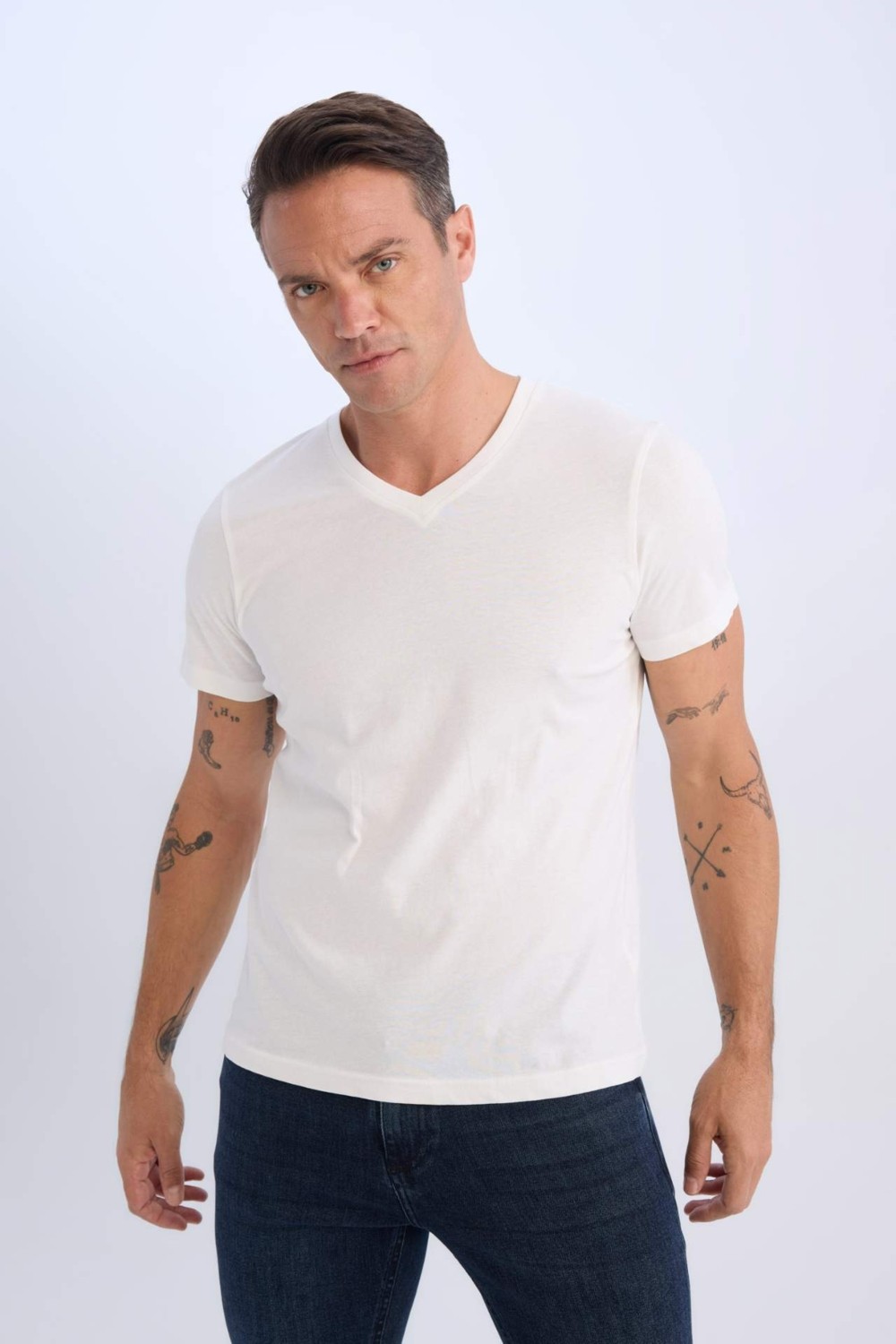 DeFacto %100 Pamuk New Regular Fit Esnek Kumaş Basic Tişört D7938AX25SP görsel 3