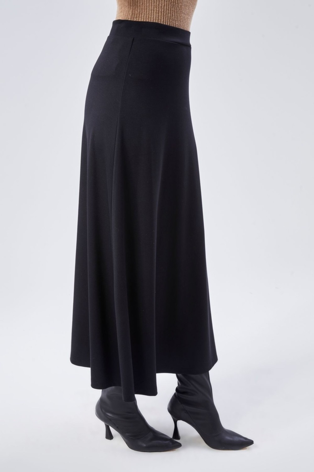 Maison La Femme Kadın Kloş Uzun Etek Siyah Renk Regular Fit 2XL Örme Kumaş ile Rahat ve Şık Seçim görsel 5